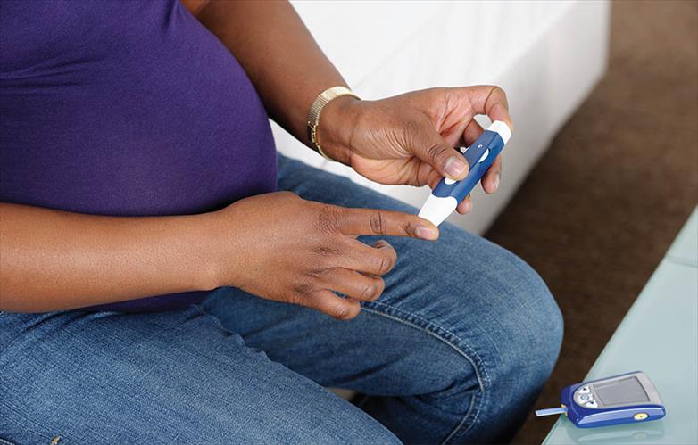 how-to-check-your-blood-sugar-gestational-diabetes