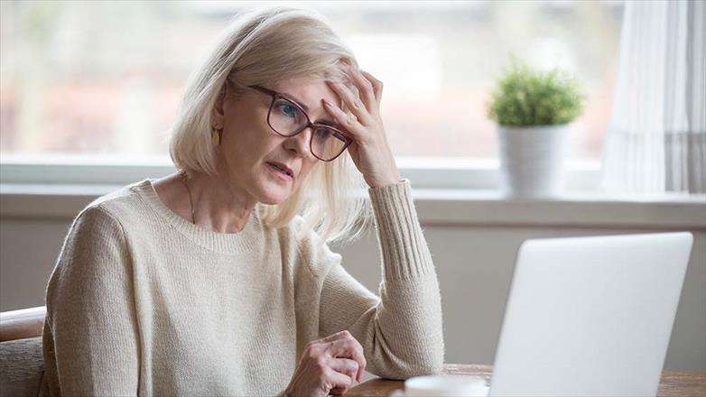 Menopause Brain Fog: MDs Reveal How to Lift It